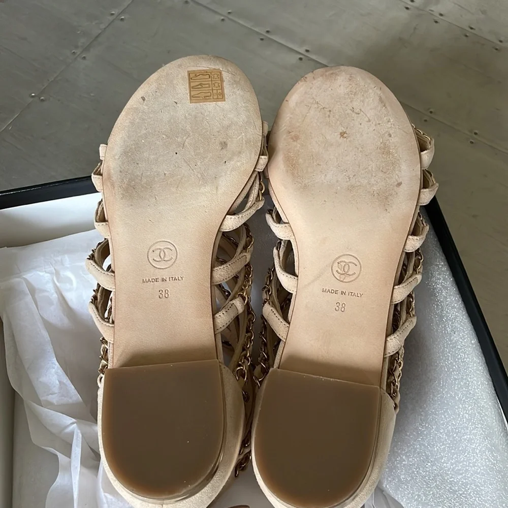 Chanel kid suede beige flat chain gold sandal RARE sz 38 $1750